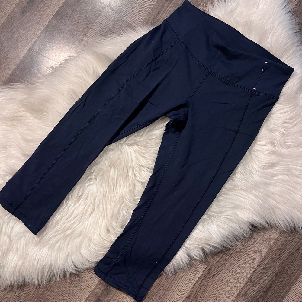 CALIA by Carrie Underwood Navy Cropped Leggings